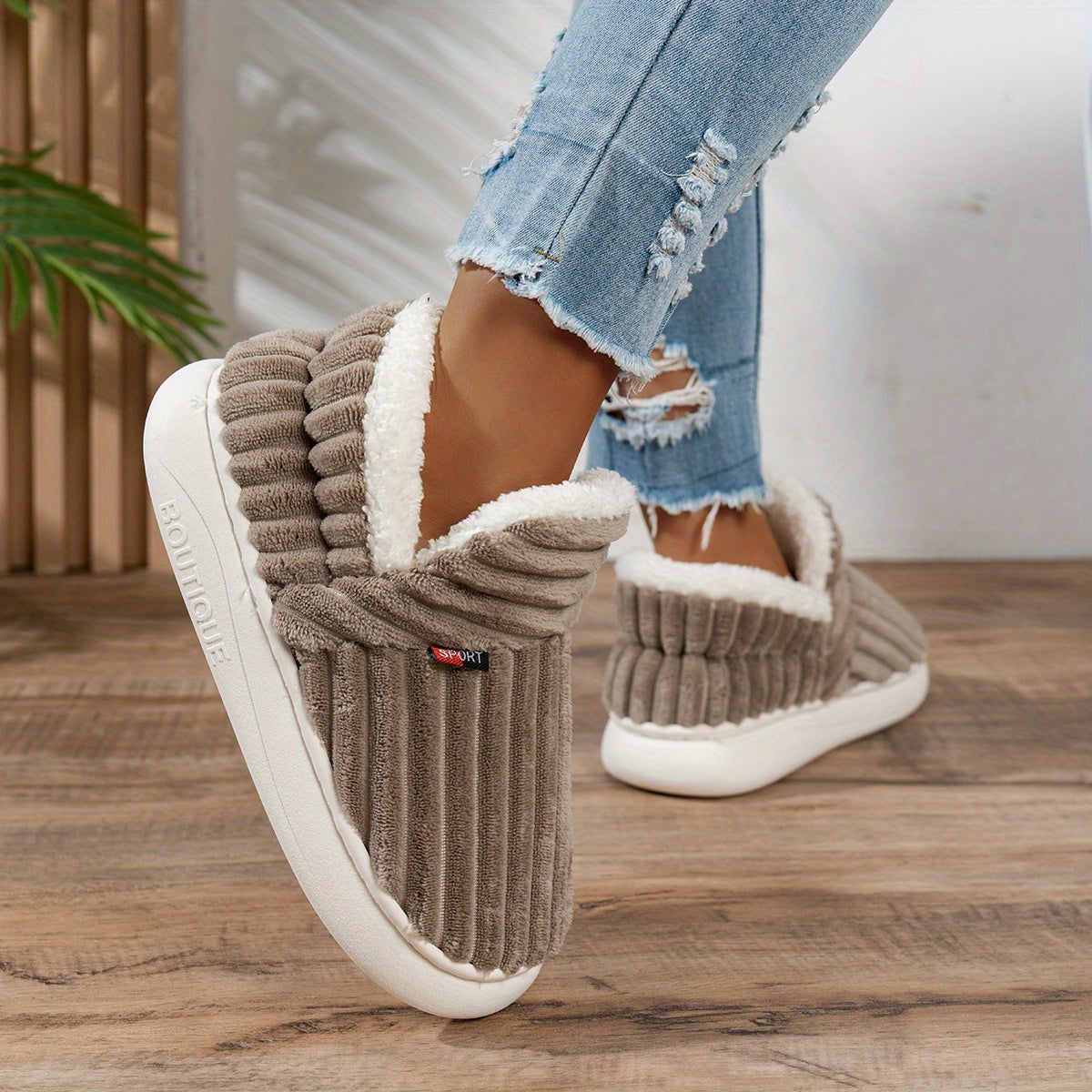 Bianca | Pantofole in peluche CozyStep