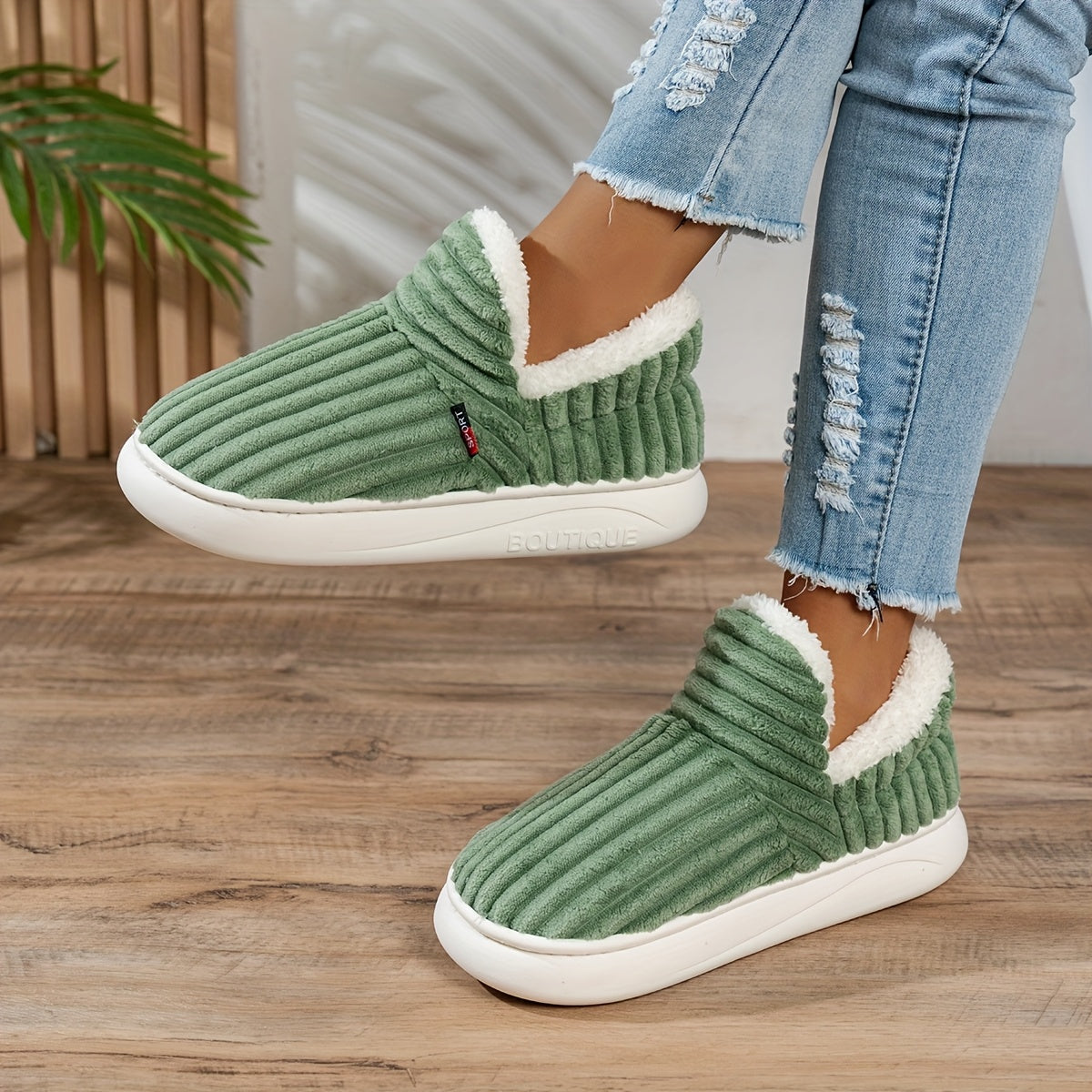 Bianca | Pantofole in peluche CozyStep
