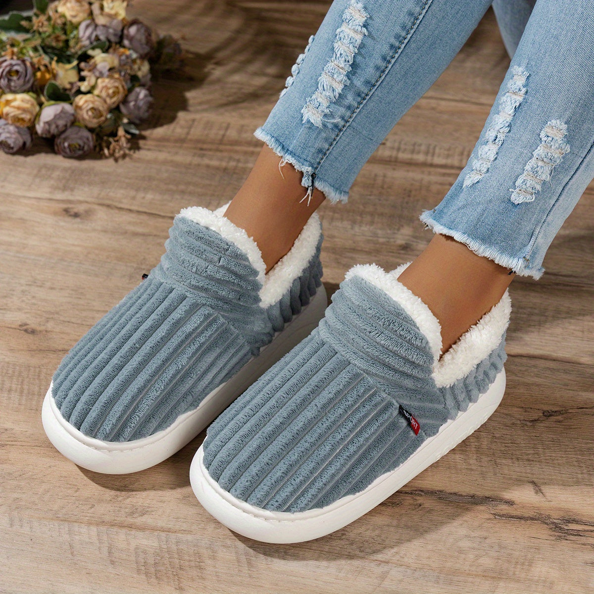 Bianca | Pantofole in peluche CozyStep