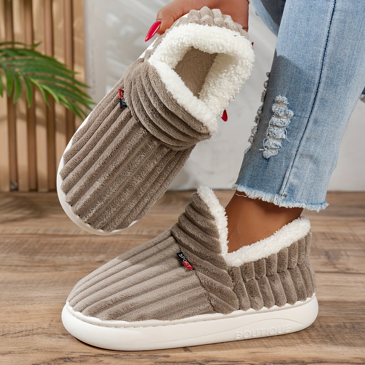 Bianca | Pantofole in peluche CozyStep