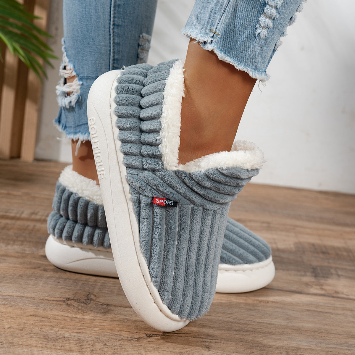 Bianca | Pantofole in peluche CozyStep