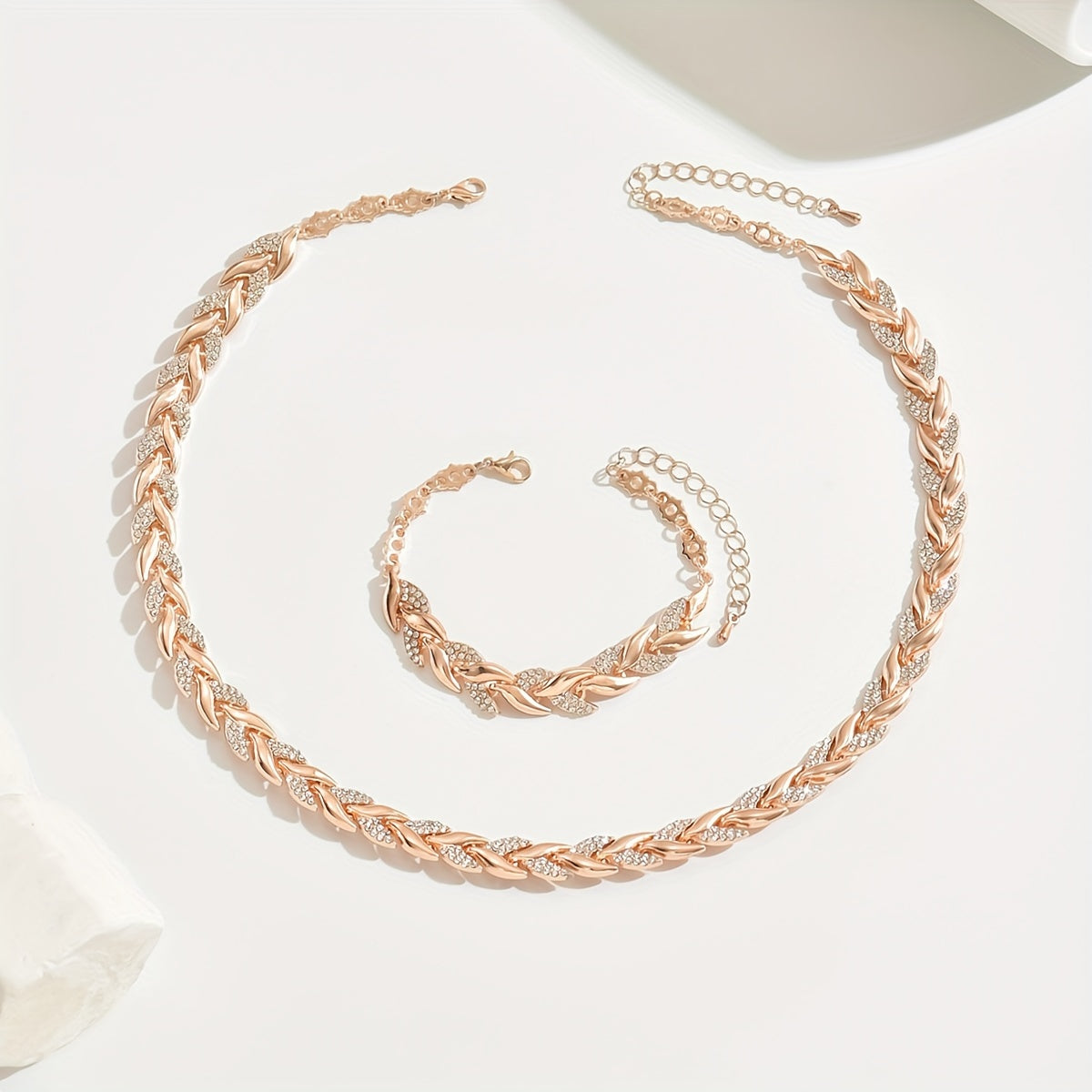 Elegante set con coda di pesce in vetro e strass
