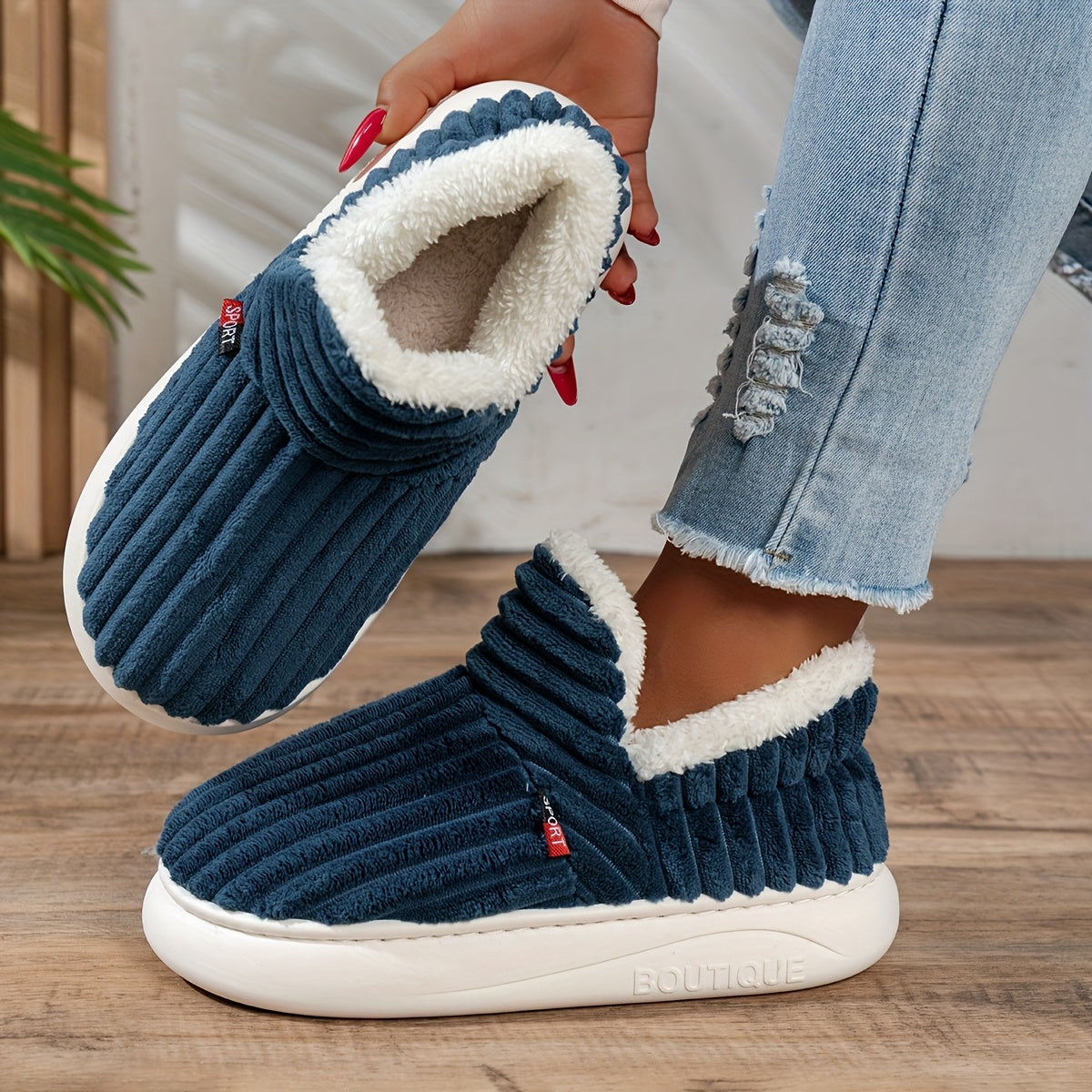 Bianca | Pantofole in peluche CozyStep