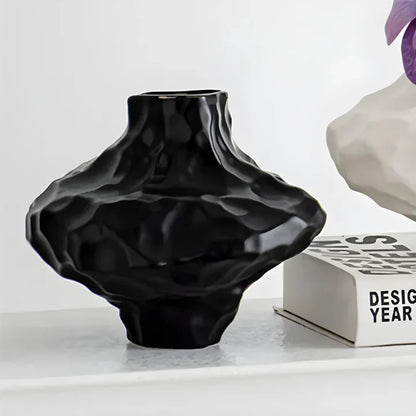 Asymmetric Ceramic Vase / Black