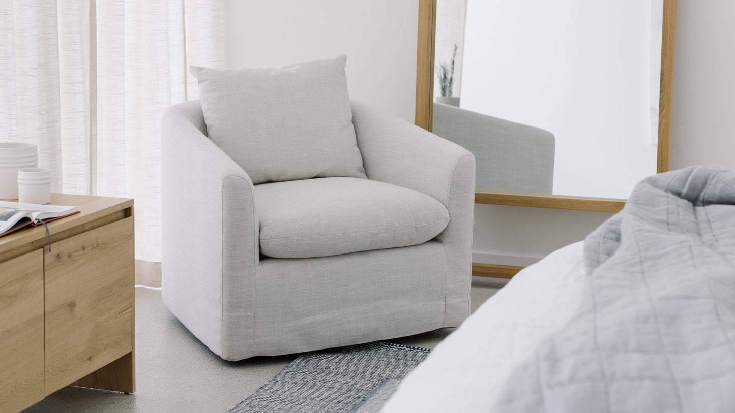 Sink In Swivel Lounge Chair, Pearl