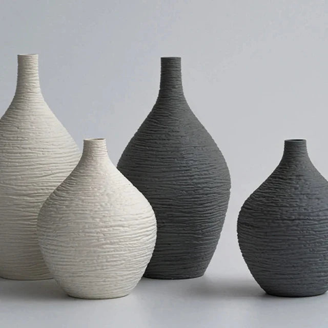 Emi Modern Ceramic Vase / White 23.6cm