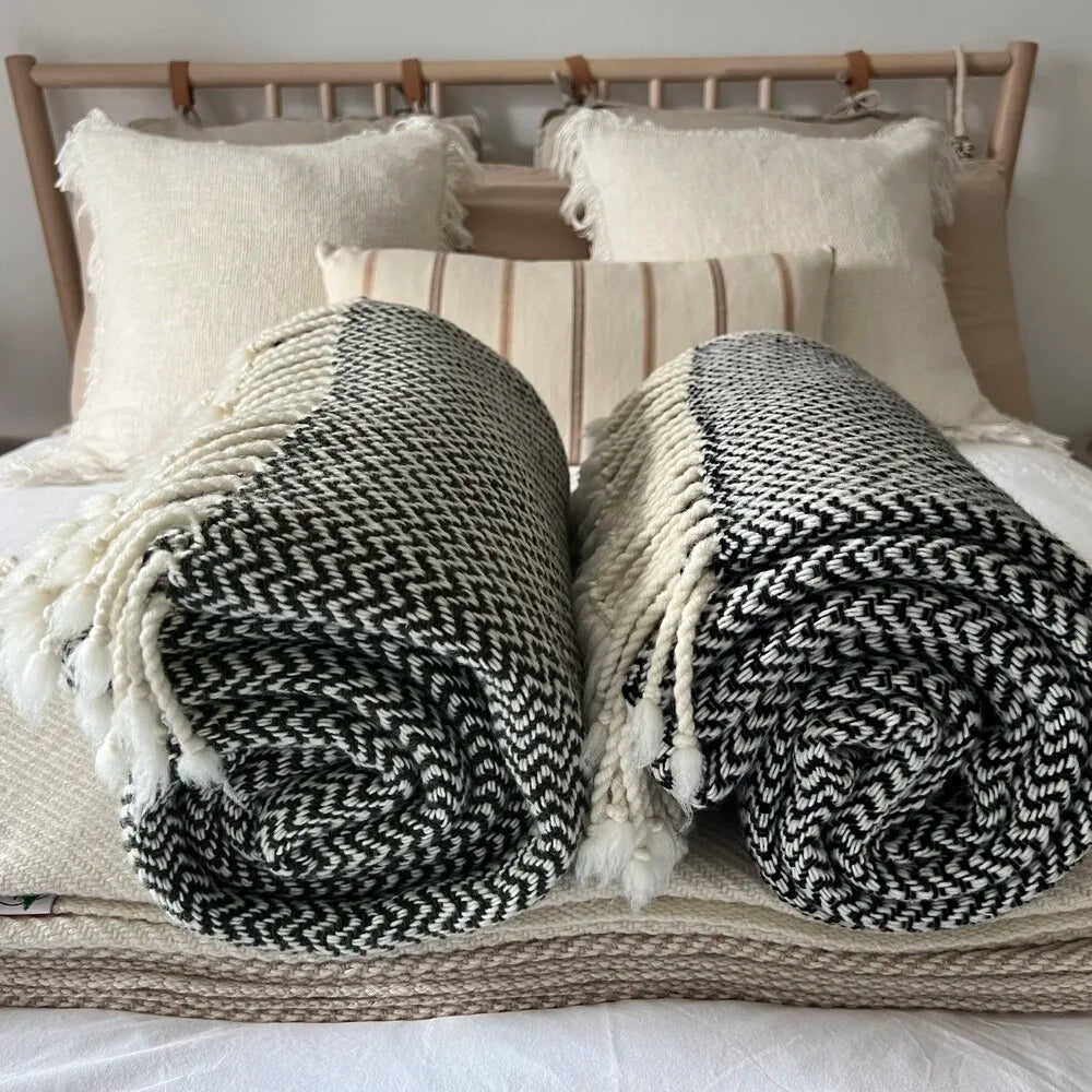 Fine Merino Wool Blanket / White
