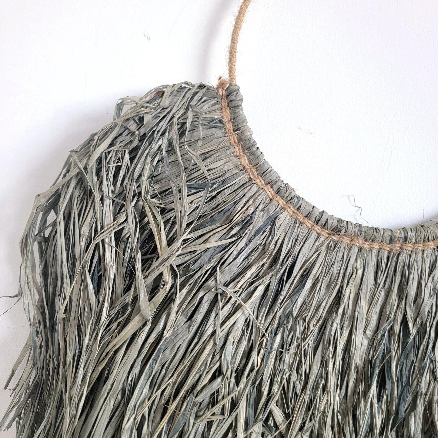 Handmade Raffia Wall Hanging / Grey