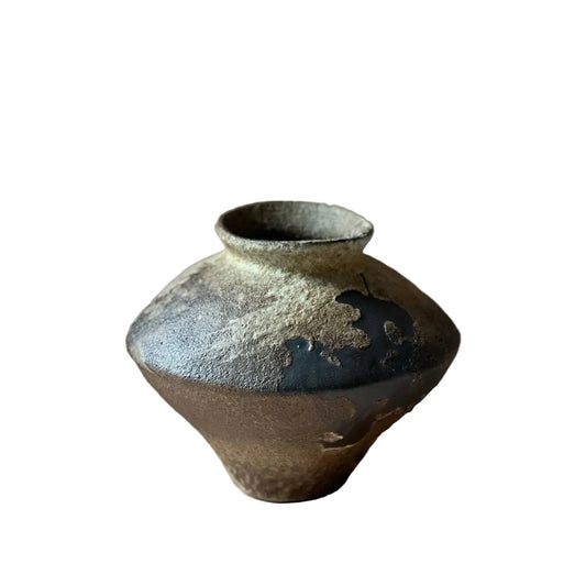 Kai Rustic Pottery Vase / 17.5cm