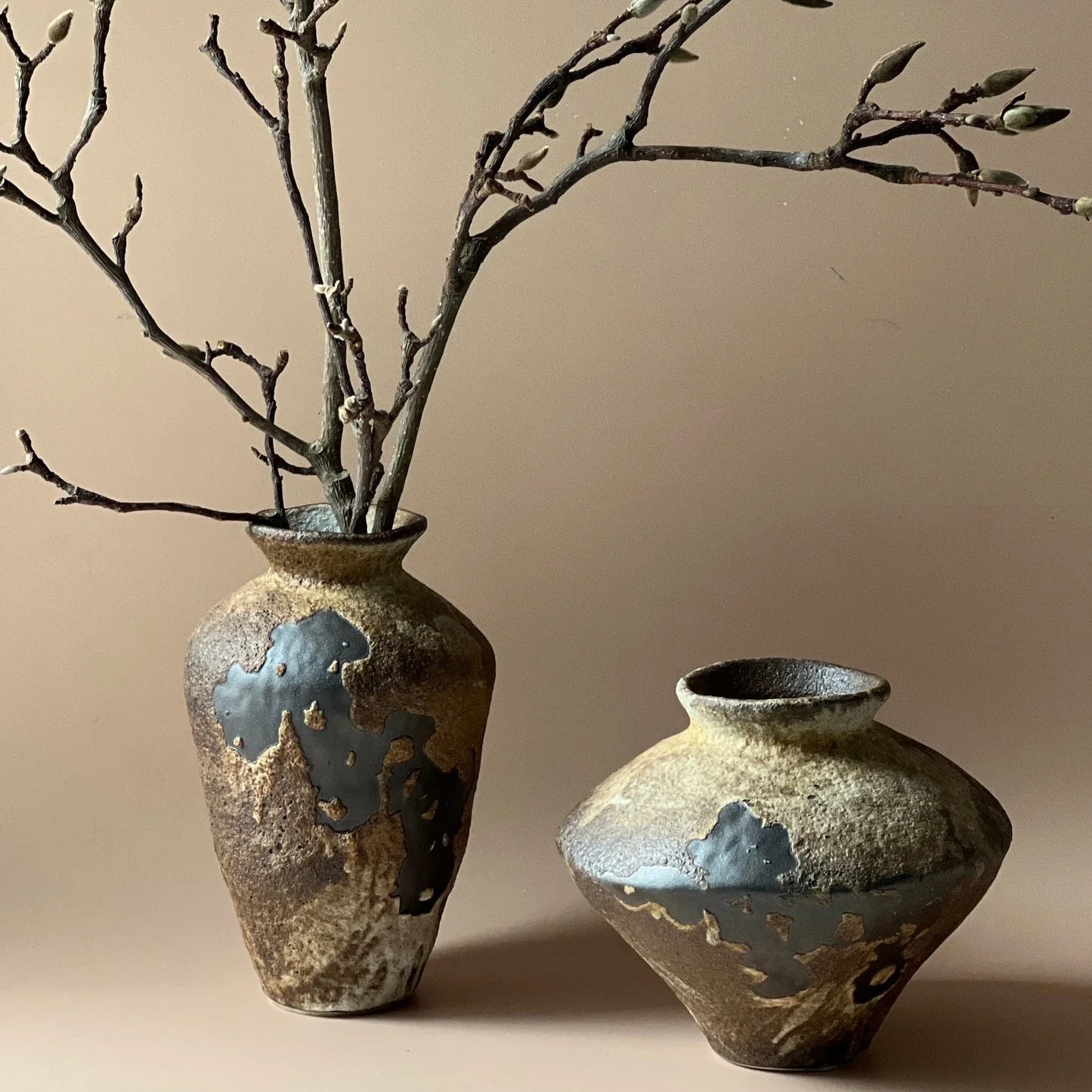 Kai Rustic Pottery Vase / 25cm