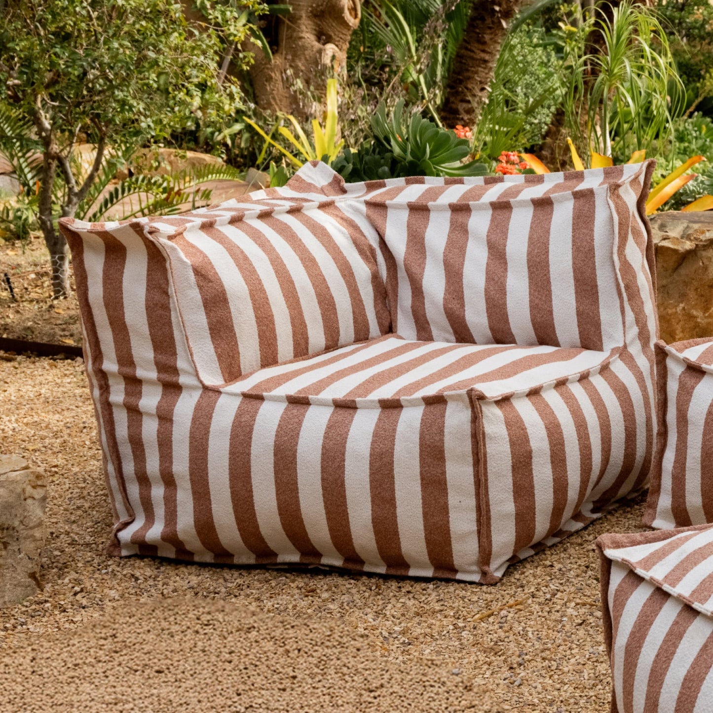 Make Waves Outdoor Corner Chair, Tuscan Stripe