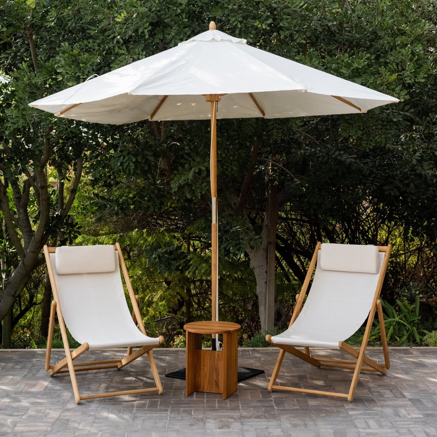 Settle In Outdoor Patio Chair, Small, Canvas