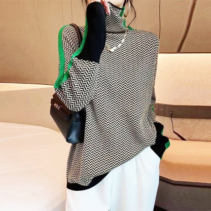 Giulia | Maglione a collo alto a righe a contrasto