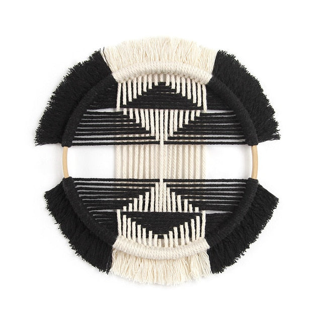 Safiya Handwoven Wall Art / 25cm