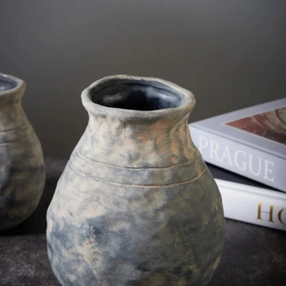 Alma Handmade Clay Vase / Stone