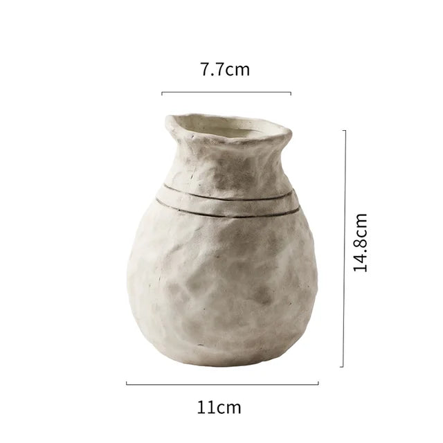 Alma Handmade Clay Vase / White