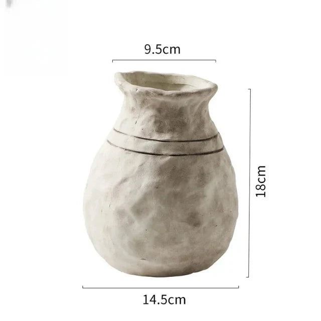Alma Handmade Clay Vase / White