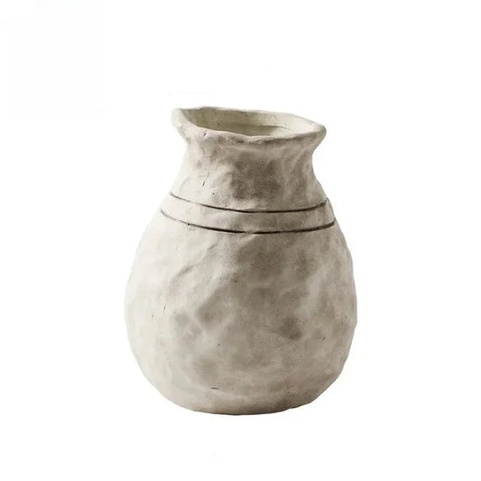 Alma Handmade Clay Vase / White