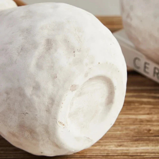 Alma Handmade Clay Vase / White