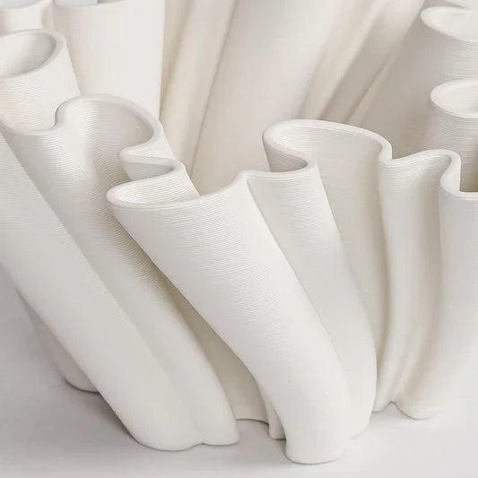 Fluted Decorative Centrepiece / White 13.5cm