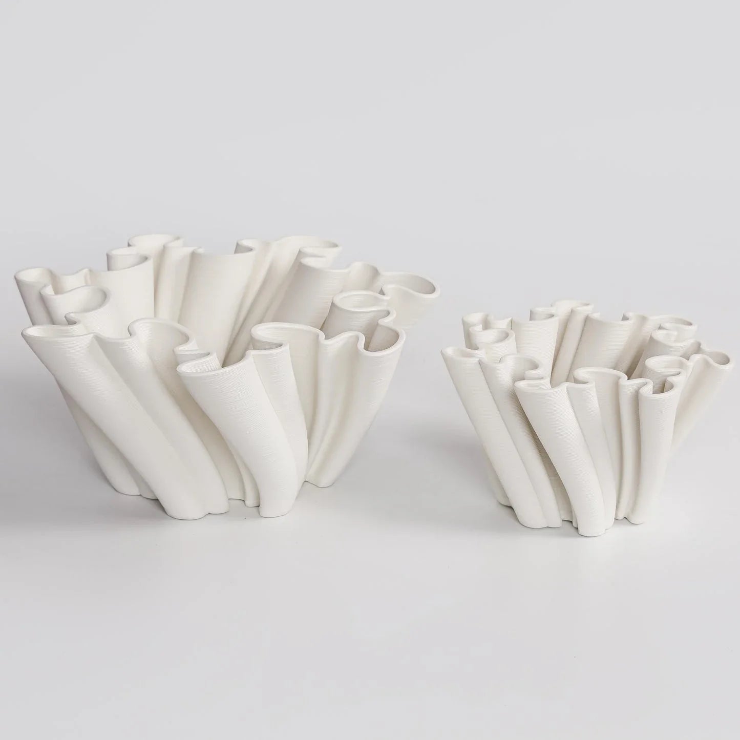 Fluted Decorative Centrepiece / White 13.5cm