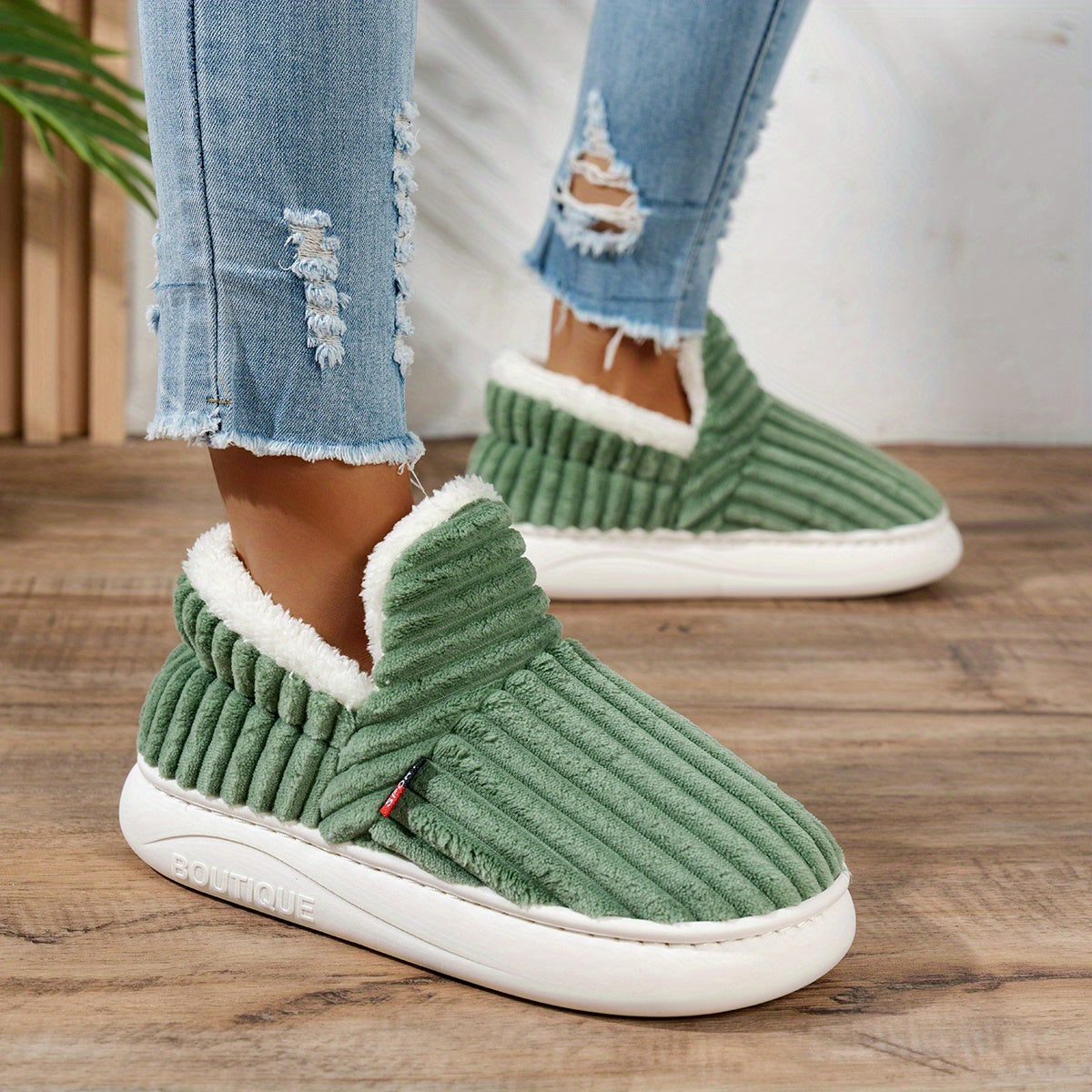 Bianca | Pantofole in peluche CozyStep