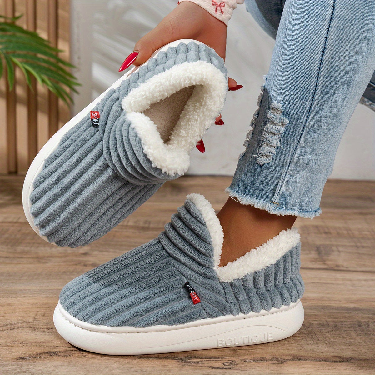 Bianca | Pantofole in peluche CozyStep