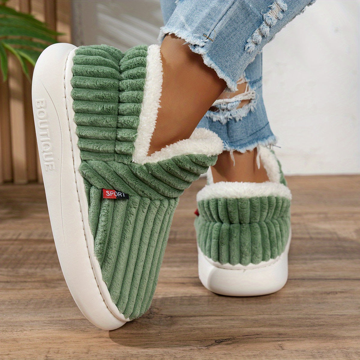 Bianca | Pantofole in peluche CozyStep
